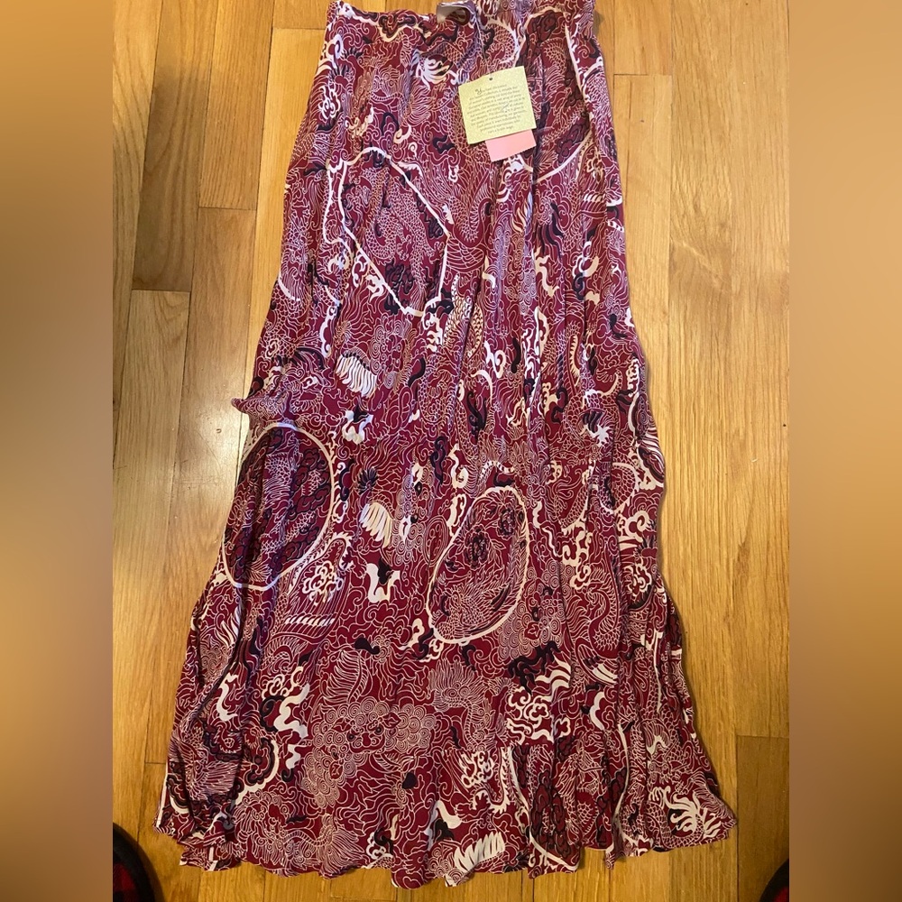 Elegant Burgundy and White Maxi Skirt NWT